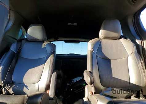 2022 Toyota Sienna Xse z USA, uszkodzony, nr VIN 5TDDRKEC5NS117065